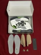 Jordan — Jordan 5 Bean — Sneaker — resale
