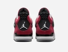 Air Jordan 4 Toro Bravo 2026 3