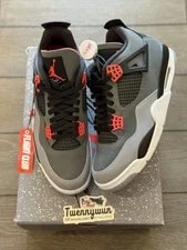 Air Jordan — Size 11.5 - Air Jordan 4 Retro Mid Tried on — Sneaker — resale