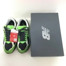 New Balance 2002R 8407 004 2