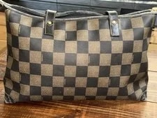 90’s Fendi Pequin Check Large Italy 2