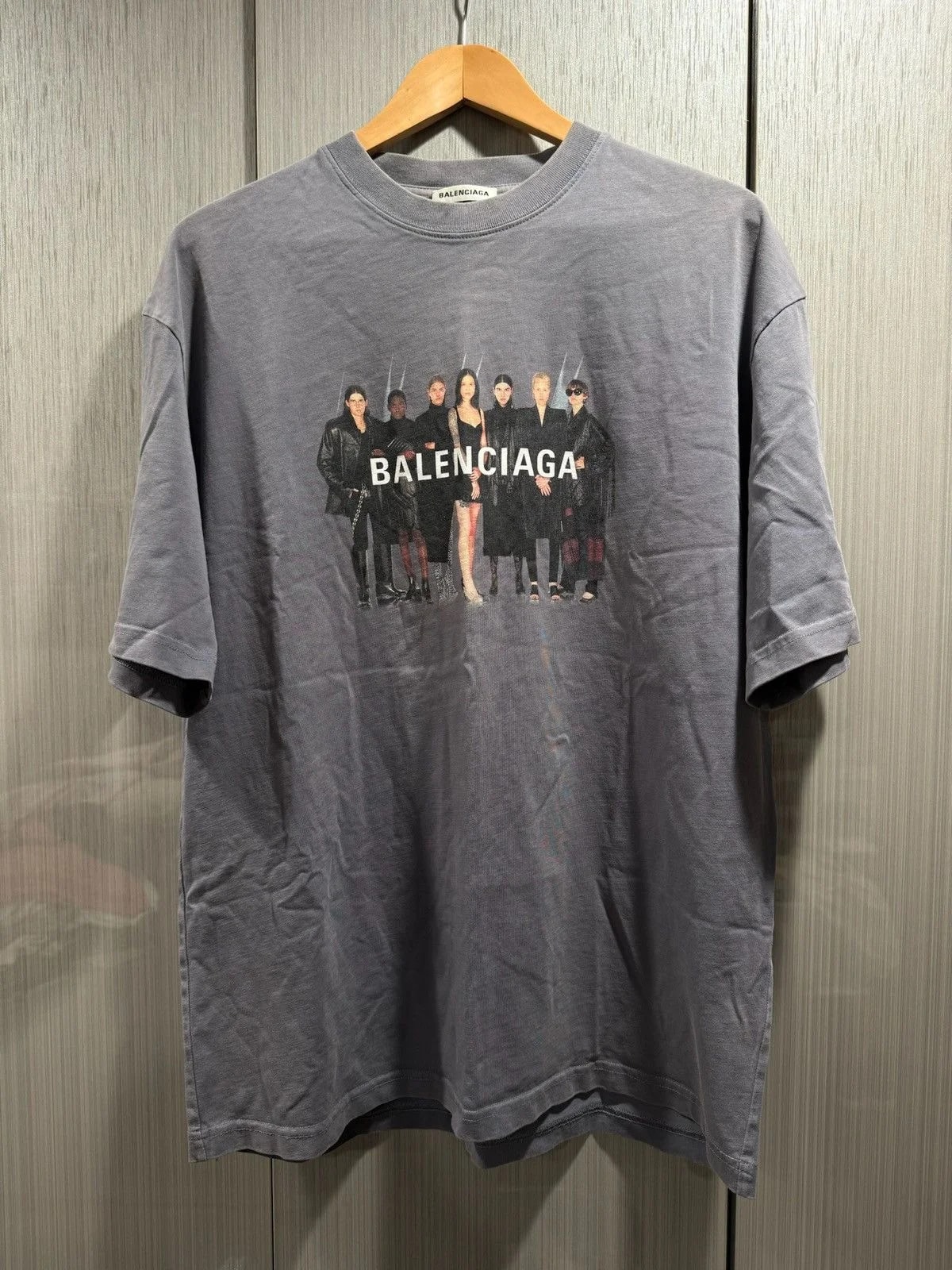 Balenciaga — Balenciaga Oversized Band Logo T Shirt — streetwear — resale