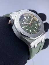 Audemars Piguet Royal Oak Offshore Diver 15720ST Green Dial Box Paper 3