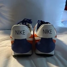 Nike Low Top Lace Up Athletic 2