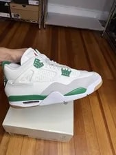 Size 13 - Jordan 4 Retro SP x Nike SB Mid Pine Green 2
