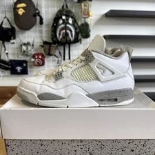 Size 13 - Jordan 4 Retro Mid 2