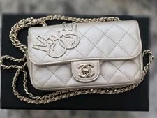 Chanel — Chanel Flap . — Handbag — resale