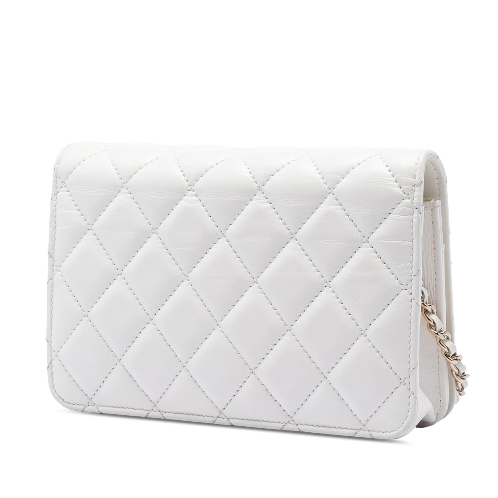 CC Crinkled Chevron Wallet on Chain 2
