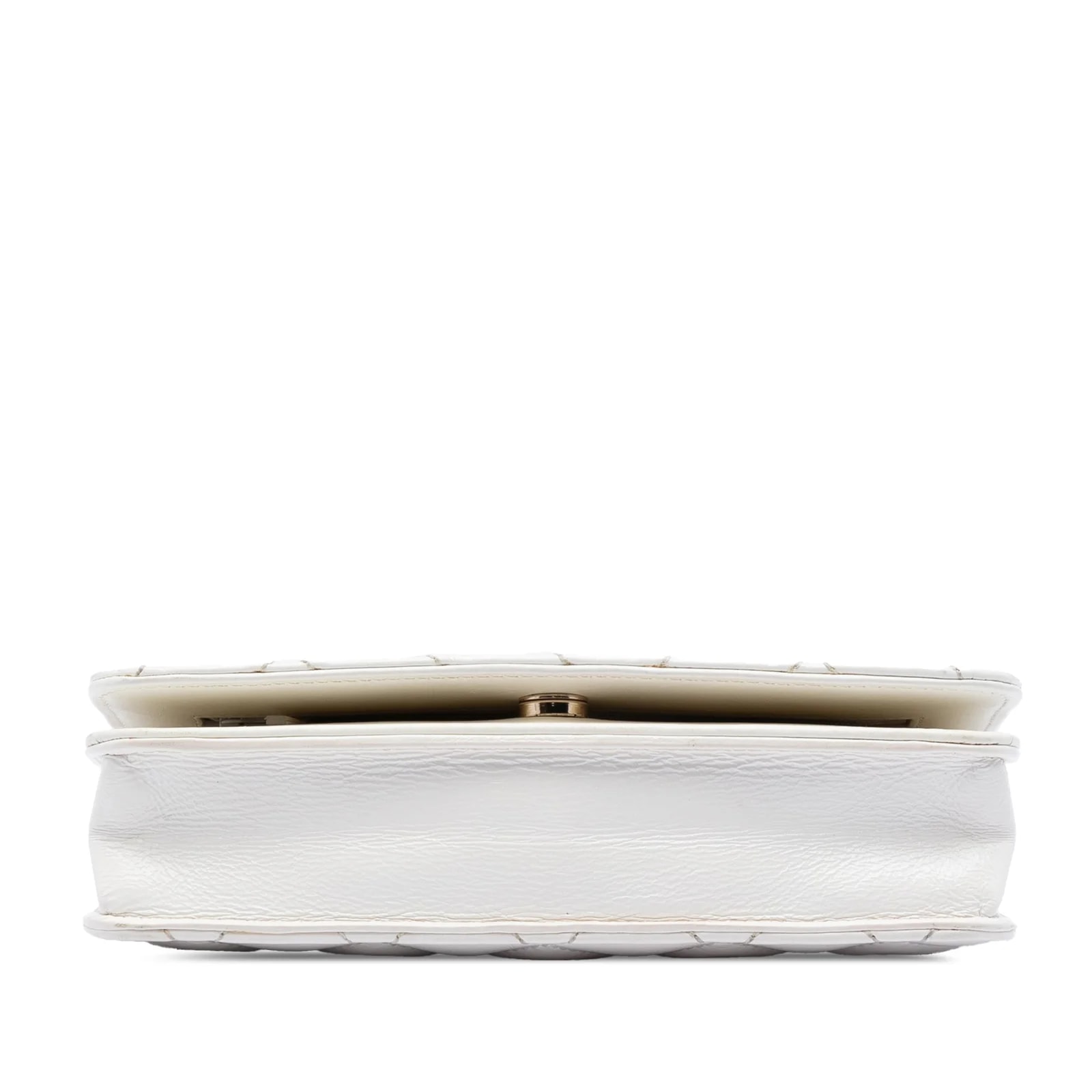 CC Crinkled Chevron Wallet on Chain 3