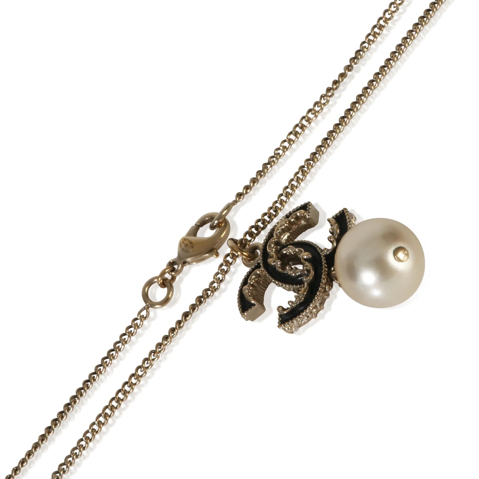 Chanel 2014 Enamel Cc 3