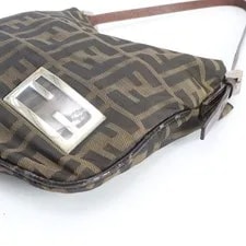 Fendi 26733 One 4