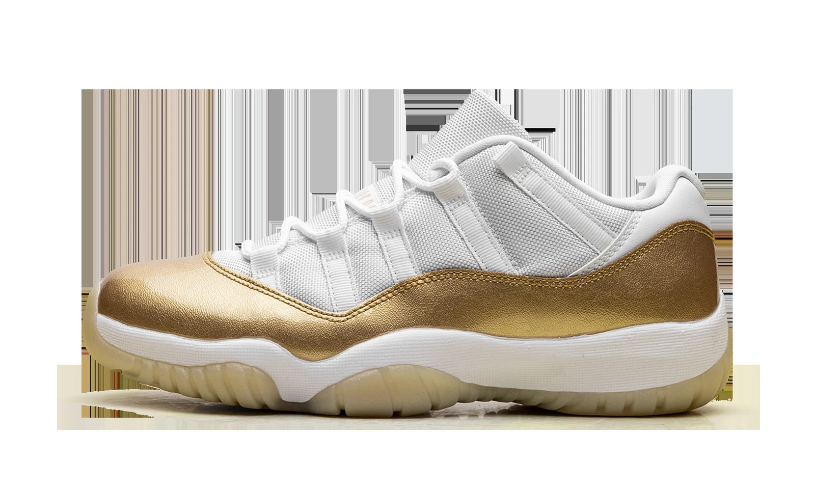 Jordan — Air Jordan 11 Low Wmns "Mother’s Day" AH7860 102 — Sneaker — resale