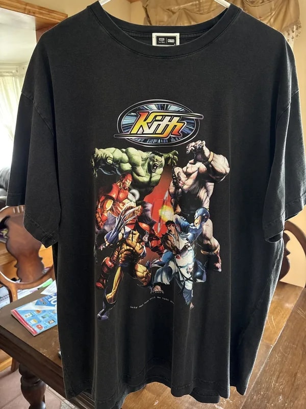 KITH — Kith X Marvel Vs Capcom T-shirt — streetwear — resale