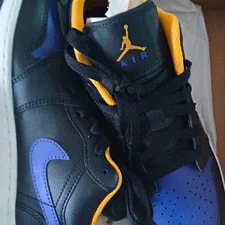 Jordan — Jordan Air 1 High Top Lace-Up — Sneaker — resale