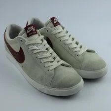 Nike SB — Nike SB Zoom Blazer Low GT "Grant Taylor" 704939-101 Size 11 US — Sneaker — resale