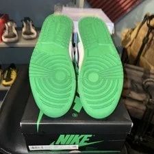 Size 11 - Air Jordan 1 Retro OG High Lucky 4