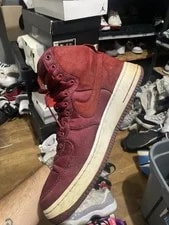 Nike Air Force 1 High Top Lace-Up Solid 3