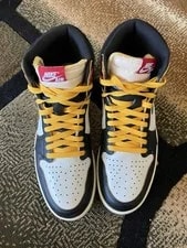 Design X Air Jordan 1 Retro OG High Varsity 4