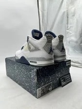 Jordan 4 Retro (Moderately Worn ) 4