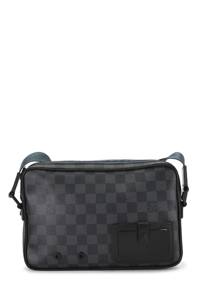 Louis Vuitton — Alpha Messenger — Handbag — resale