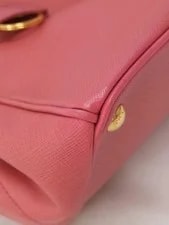 Prada Paradigme 4