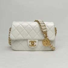 Chanel 21A CF Flap 21.5cm Grained Crossbody 2