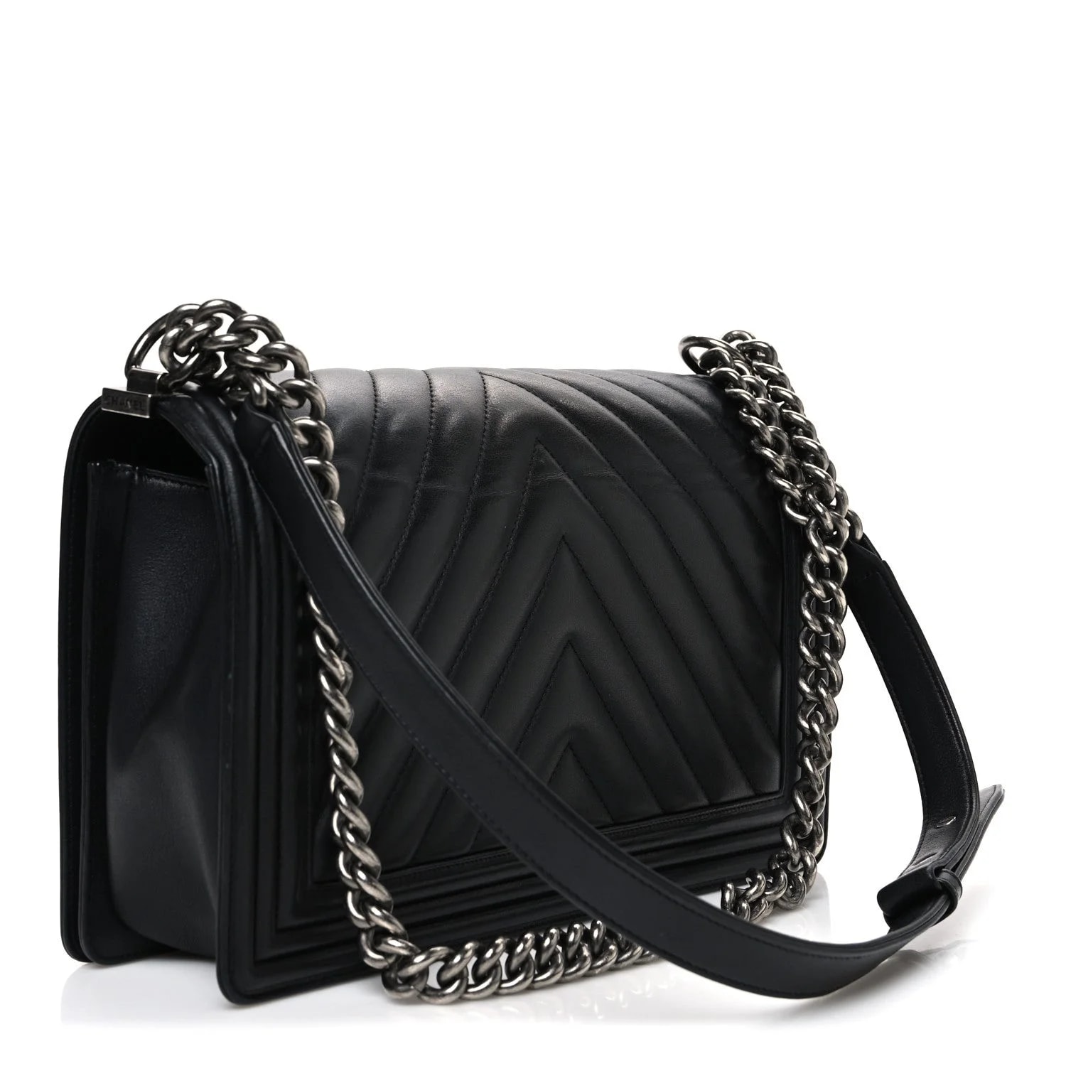 Chevron New Medium Boy Flap 3