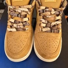 Size 8 - Nike SB Dunk Low Pro Note Shop Manchester Brew and Biscuits 3