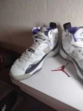 Size 9.5 - Air Jordan Jumpman Two Trey 2