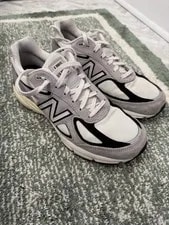 New Balance 990v4 2
