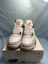 Size 9.5 - Jordan 4 Retro SP x Nike SB Mid Pine Green 2