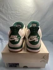 Size 9.5 - Jordan 4 Retro SP x Nike SB Mid Pine Green 4