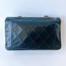 Chanel Matelasse Diana Flap 2