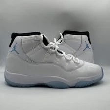 Jordan — Jordan 11 High Legend — Sneaker — resale