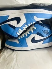 Jordan — Jordan Air 1 Mid ’S Mid Top Lace Up — Sneaker — resale