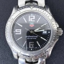 Tag Heuer — TAG Heuer Wristwatch — Watch — resale