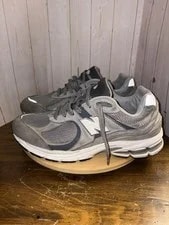 Great Condition: 11.5 / Size 10 - New Balance 2002R Orca 4