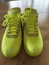 Nike Air Force 1 Volt 4