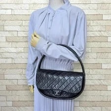 Chanel Flap Hoop Medium Matelasse 2