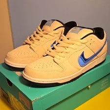 Nike SB — Nike SB Dunk Low Pro 'Truck It' — Sneaker — resale