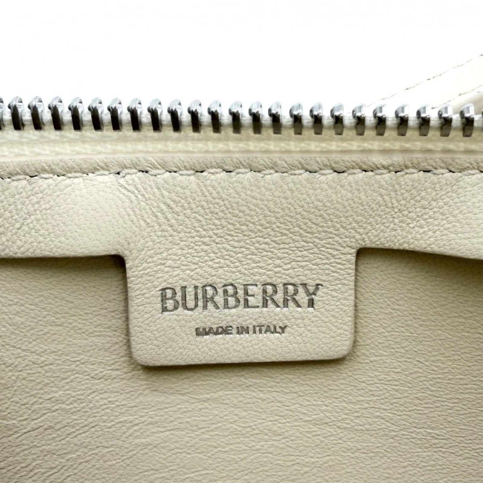 Burberry Shoulder Bag 4