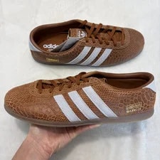 Adidas — NEW Adidas Gazelle LO PRO Dusky — Sneaker — resale