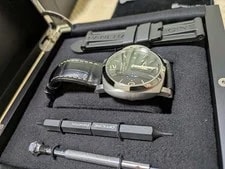 Panerai Luminor 1950 3 Days GMT Power Reserve Automatic PAM01321 3
