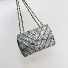 Chanel — Chanel Classic Flap Medium Sequins Crossbody Duty — Handbag — resale