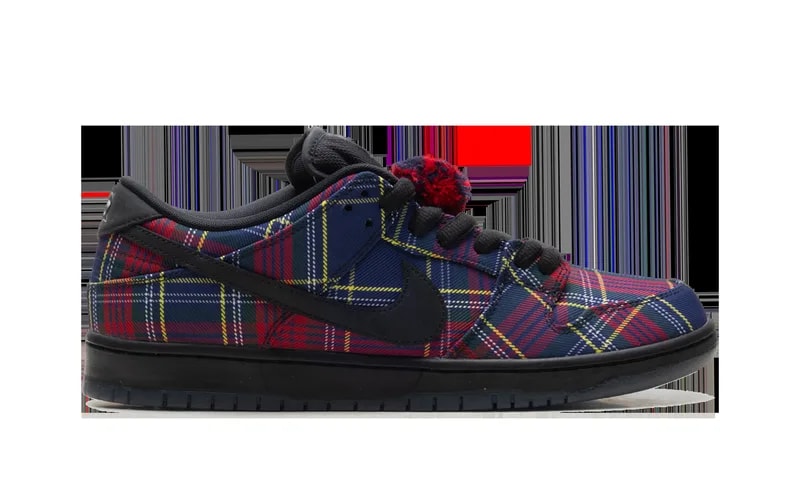 SB Dunk Low "Nardwuar" II1493 600 4