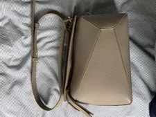 Loewe Classic Puzzle Edge Small Size 3