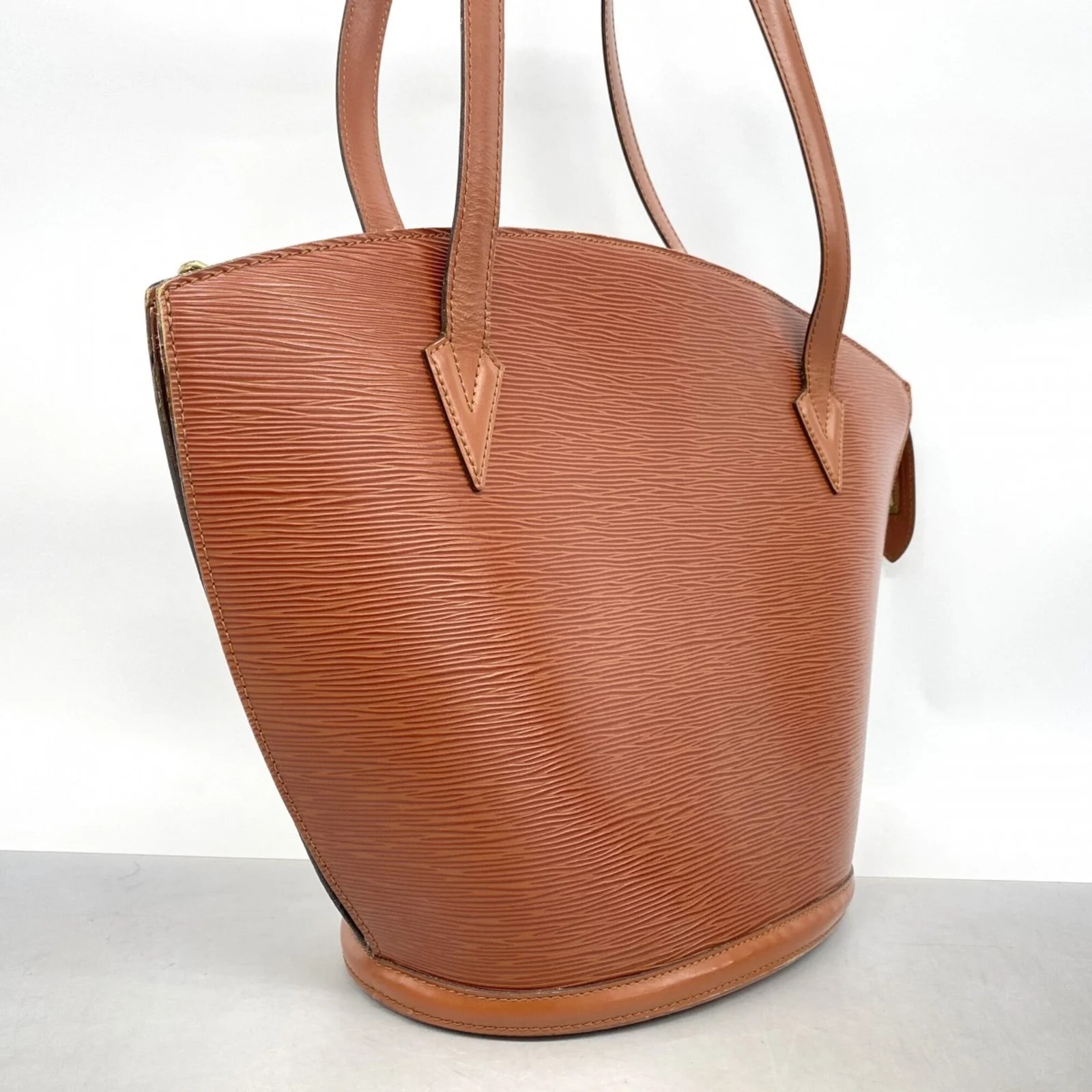 Louis Vuitton Kenyan 2