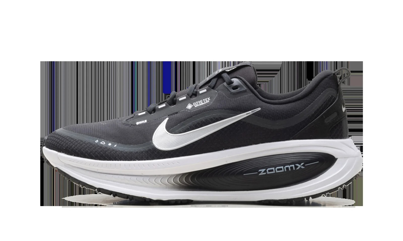 NIKE — Vomero 18 Gore-Tex " Metallic " HQ7001 002 — Sneaker — resale