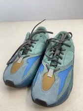 8.0US Adidas Yeezy Boost 700 2