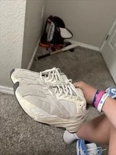 Adidas — Adidas Yeezy 700 Waverunner — Sneaker — resale